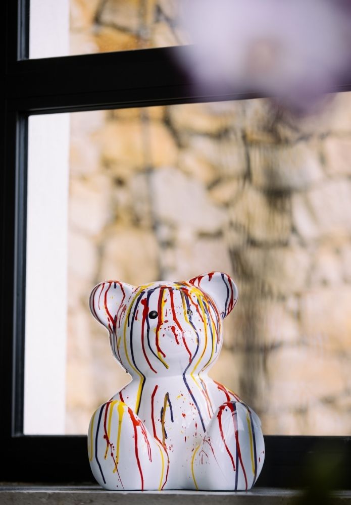 Statue ours design