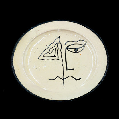 Assiette en Céramique Terre Cuite Blanche – Visage