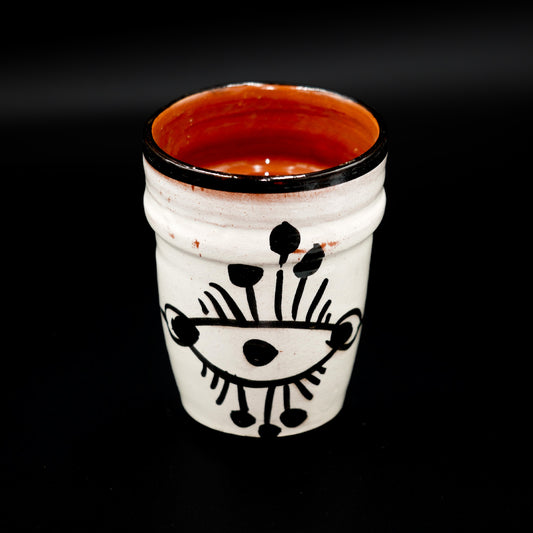 Tasse gobelet en céramique – Blanc mat &amp; motif œil noir