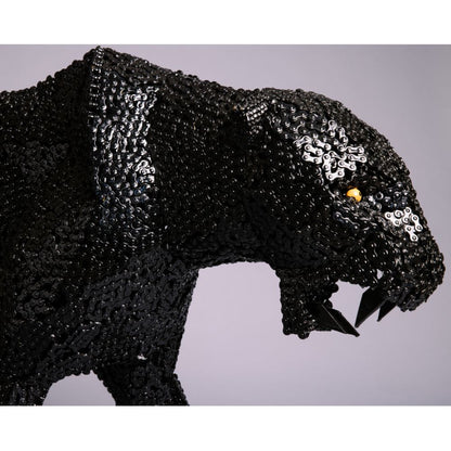 statue leopard decoration