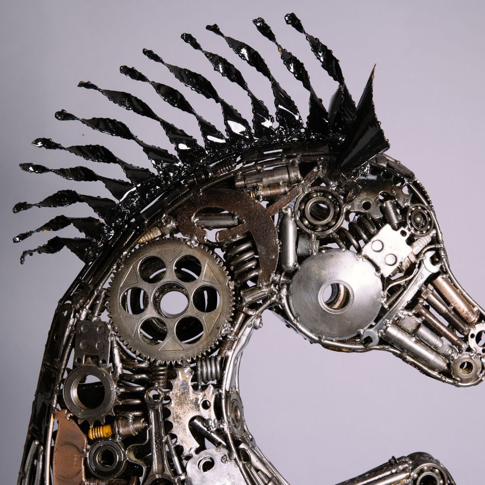 Statue cheval cabré en métal